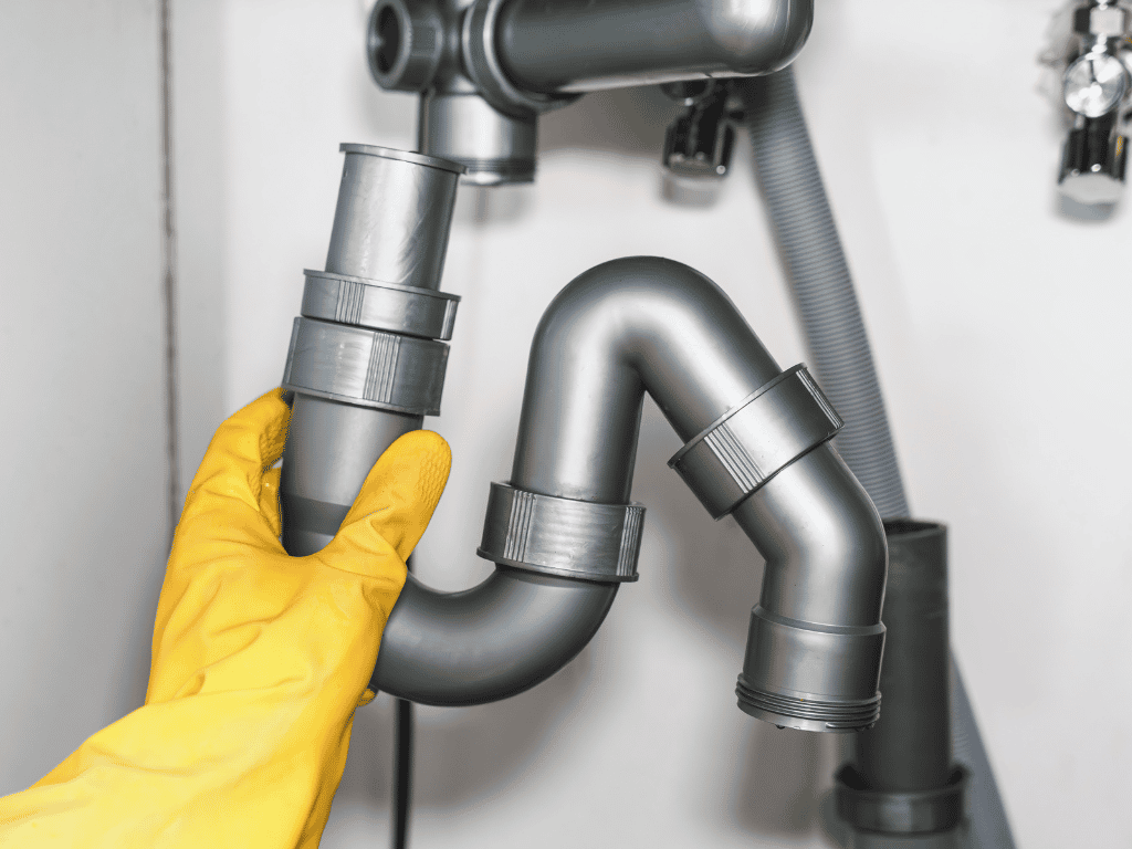Blocked Drains vs Broken Pipes: Understanding the Difference in Aspley